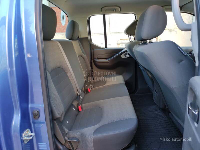 Nissan Navara 2.5 DCI 4x4 Auto
