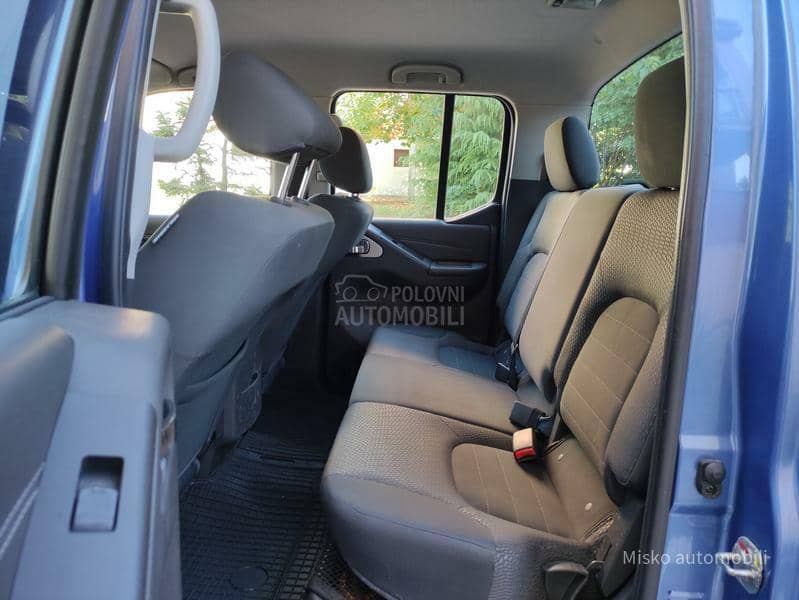 Nissan Navara 2.5 DCI 4x4 Auto