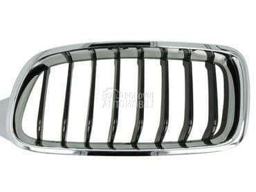 Maska Grill Hrom-Crna S F30 za BMW 315, 316, 318 ...