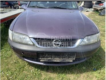 BLATOBRAN GEPEK HAUBA VRATA za Opel Vectra B za 2002. god.