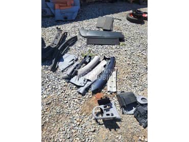 plastike-lajsne za Citroen C3 pluriel od 2002. do 2009. god.