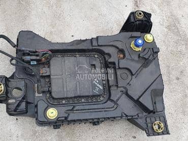 Pumpa rezervoar Ad Blue za Citroen C4 Picasso od 2013. do 2022. god.