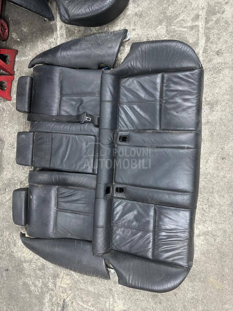 Zadnja klupa kozna e39 karavan za BMW Ostalo | Auto delovi | Polovni ...