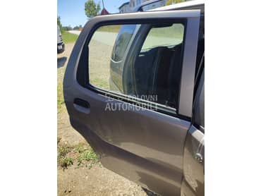 zadnja desna vrata za Subaru Justy od 2004. do 2007. god.