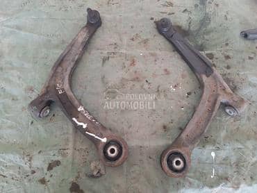 Viljuska leva i desna za Fiat 500 od 2007. do 2016. god.