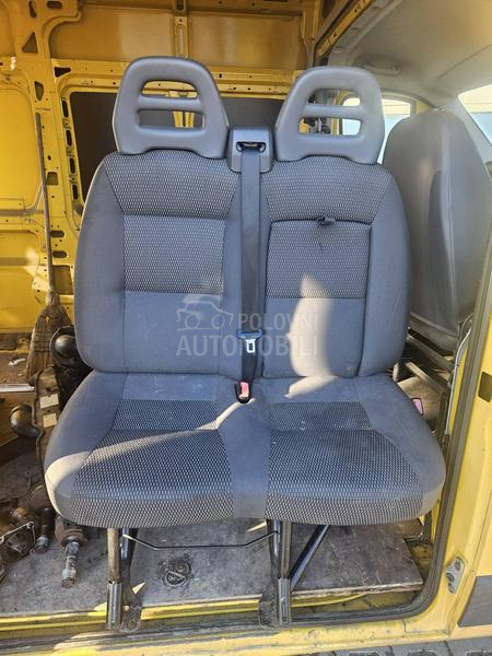 Jumper Boxer Ducato sedišta