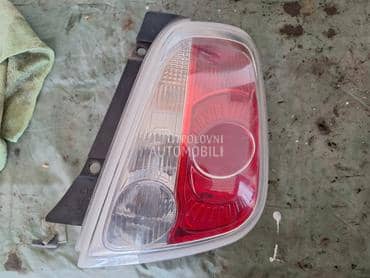 Stop svetlo desno za Fiat 500 od 2007. do 2016. god.