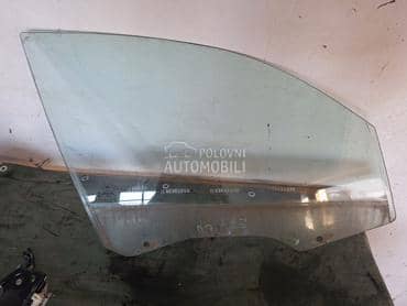 Prozor prednji desni za BMW Serija 1 od 2005. do 2012. god.