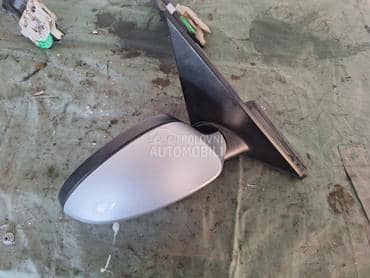 Retrovizor desni za BMW Serija 1 od 2005. do 2012. god.