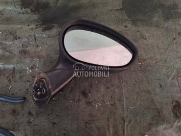 Retrovizor desni za Fiat 500 od 2007. do 2016. god.