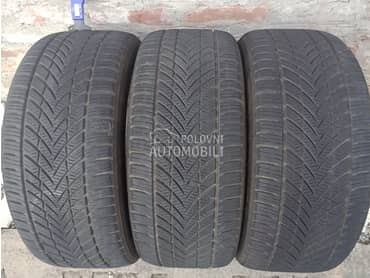 Tracmax 245/45 R18 Zimska