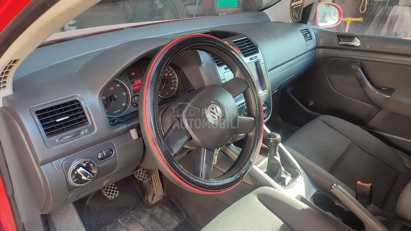 Volkswagen Golf 5 2.0 S.D.I