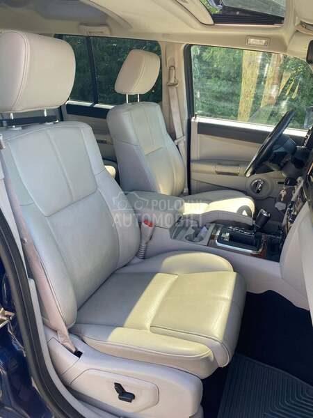 Jeep Commander 