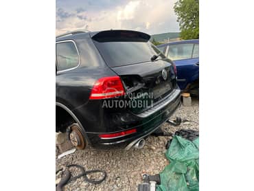 Branik zadnji za Volkswagen Touareg od 2010. do 2015. god.