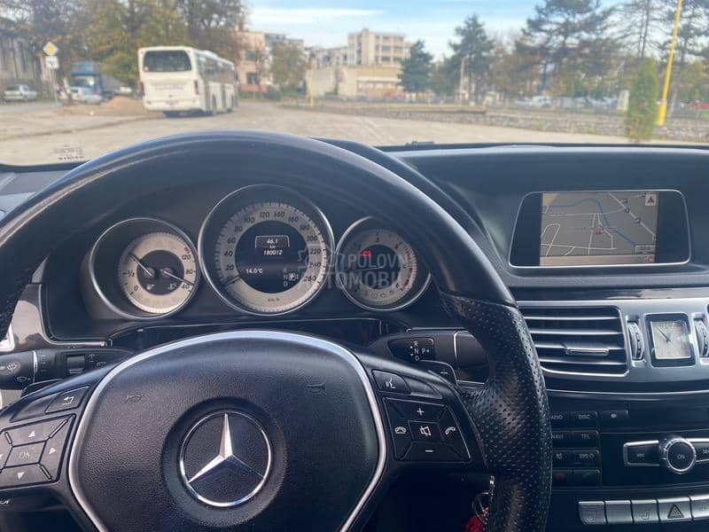 Mercedes Benz E 220 CH