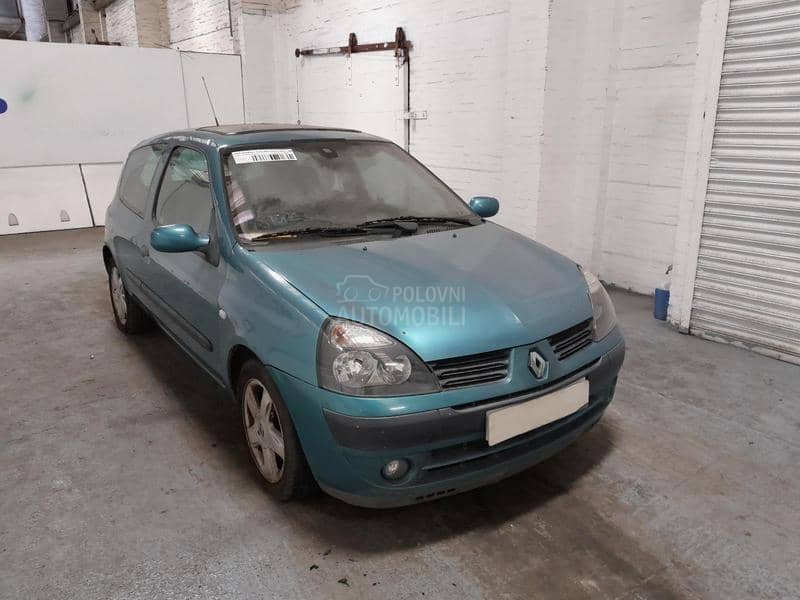 Renault Clio 1.5DCi 2003. god. -  kompletan auto u delovima