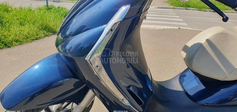 Piaggio Beverly Tourer 300ie