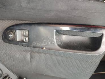 rukohvat levih vrata za Volkswagen Passat B6 od 2004. do 2010. god.