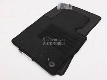 Petex tepih patosnice prednje za Land Rover Range Rover Vogue od 2002. do 2012. god.