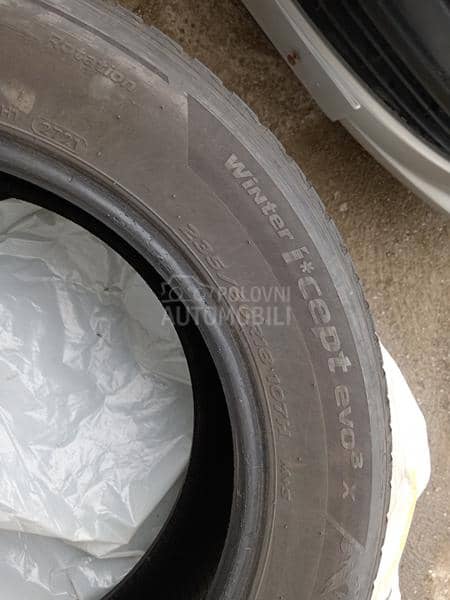 Hankook 235/60 R18 Zimska