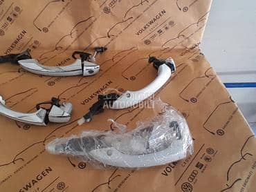 C7  desna hrom kvaka za Audi A6 od 2011. do 2019. god.