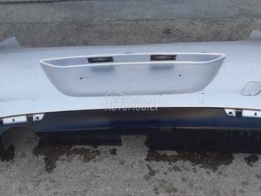 Zadnji branik hecbek za Opel Astra J od 2009. do 2013. god.