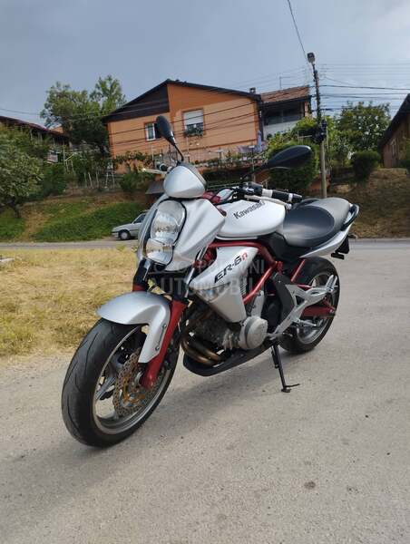 Kawasaki Er6n ABS