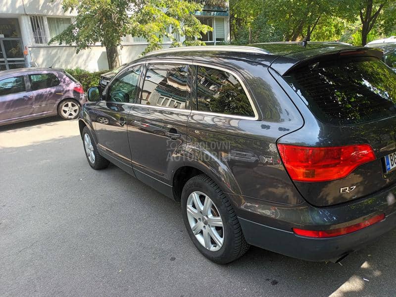Audi Q7 3.0 R.E.G.