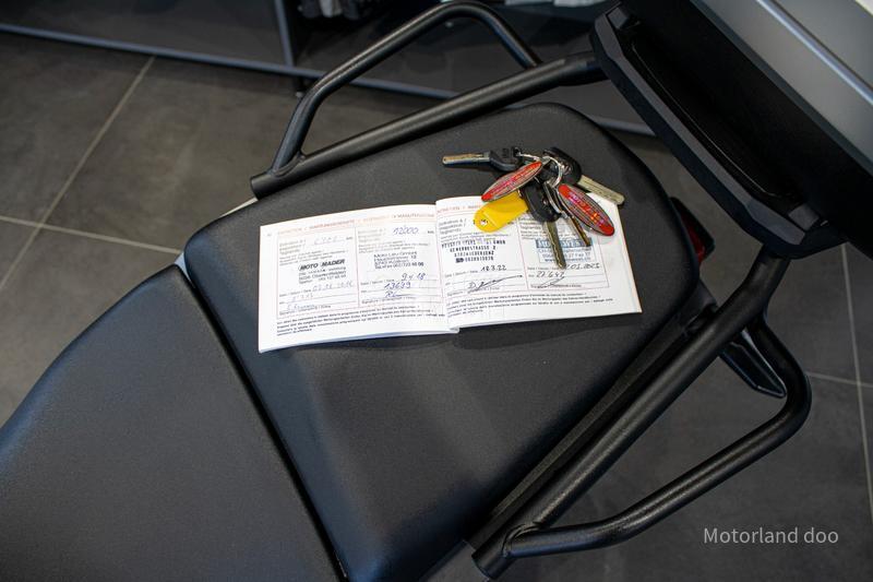 Honda VFR 800 X CROSSRUNNER