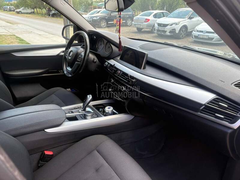 BMW X5 25d / T O P /