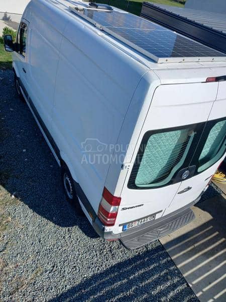 Mercedes Benz Sprinter 215