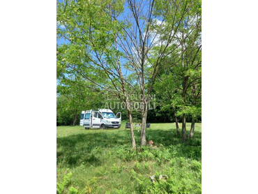 Mercedes Benz Sprinter 215