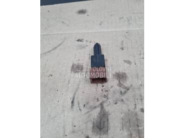 prekidac na pedali za Nissan Qashqai, Qashqai + 2 od 2007. do 2013. god.