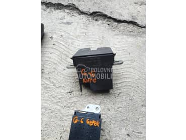 Donja brava gepeka za Volkswagen Golf 6