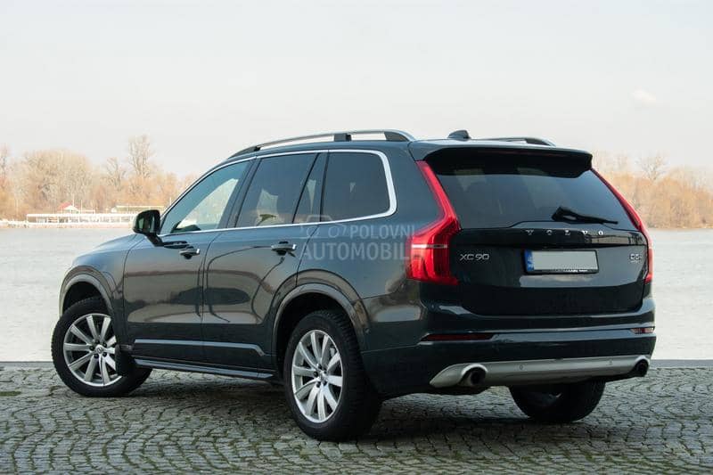 Volvo XC90 D5