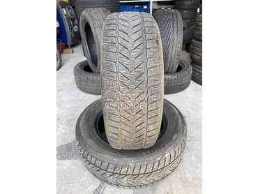 Vredestein 215/60 R16 Zimska