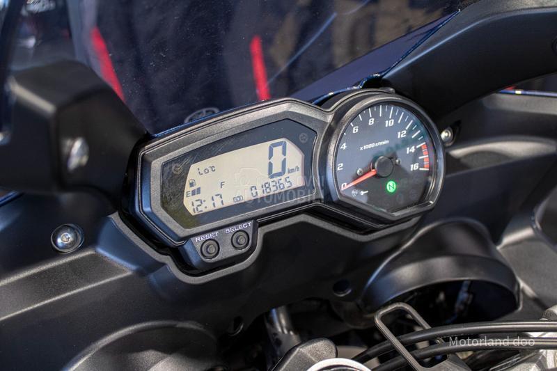 Yamaha FAZER  600 FZ6 S2