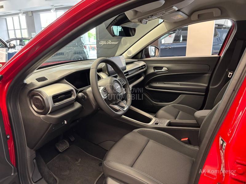 Jeep Avenger 1.2 MHEV 100 Summit