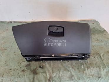 Kaseta fioka za E60,E61 za BMW Serija 5 od 2003. do 2010. god.