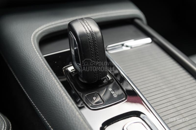 Volvo V90 Cross Country B5/AWD/RESTYLE