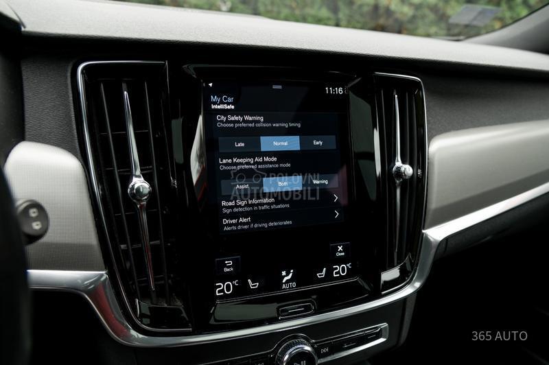 Volvo V90 Cross Country B5/AWD/RESTYLE