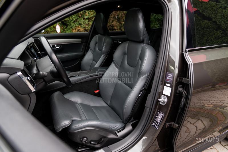 Volvo V90 Cross Country B5/AWD/RESTYLE