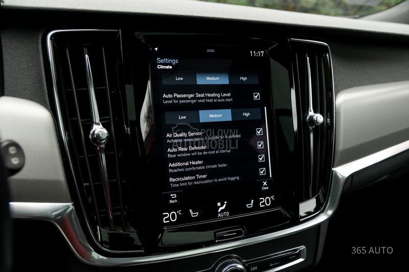 Volvo V90 Cross Country B5/AWD/RESTYLE