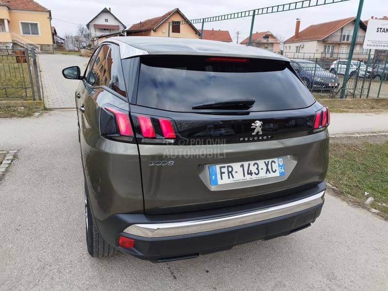 Peugeot 3008 1.5 BLUEHDI