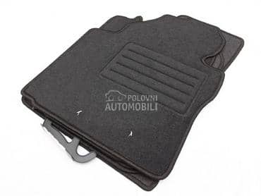 Petex tepih patosnice za Volkswagen Caddy od 2004. do 2015. god.