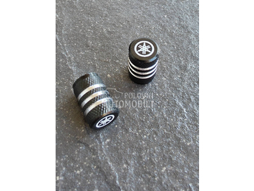 Crne kapice ventila felni