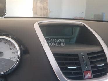 displej za Peugeot 207 od 2006. do 2012. god.