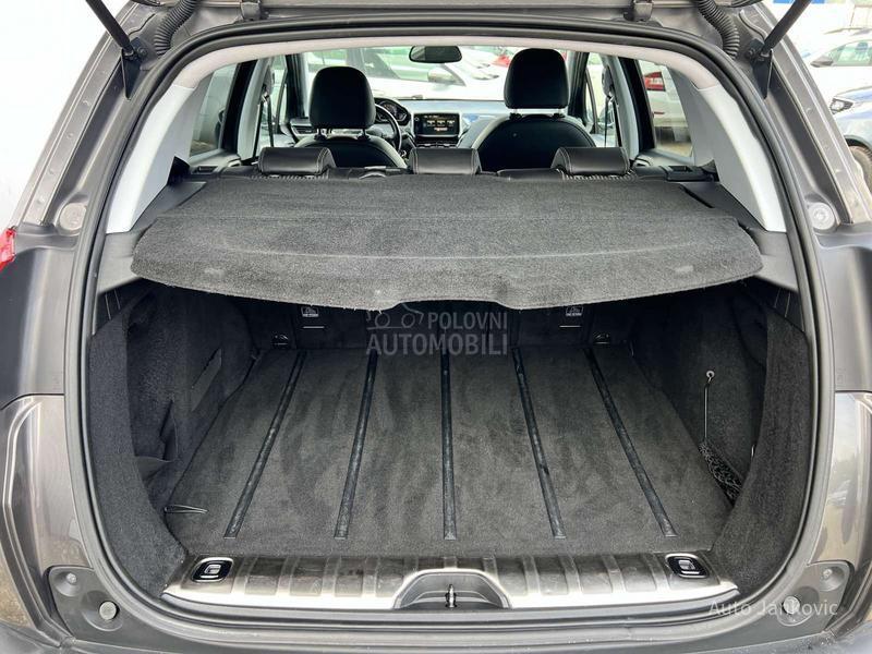 Peugeot 2008 1.6  HDI