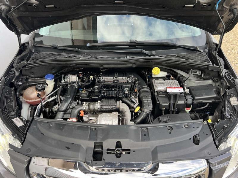Peugeot 2008 1.6  HDI