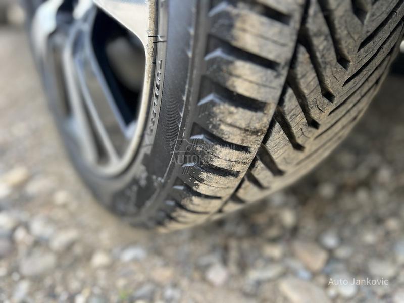 Peugeot 2008 1.6  HDI